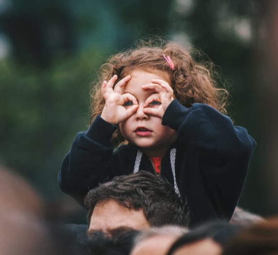 Co kiedy dziecko nie mówi w przedszkolu? O mutyźmie wybiórczym